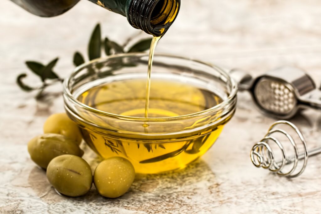 10 Extra Virgin Olive Oil Benefits